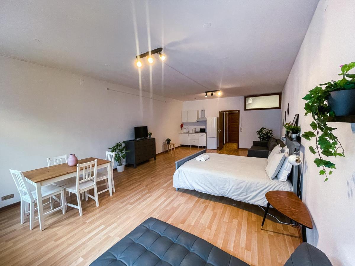 Travel & Live Aliados Apartment Porto Bagian luar foto