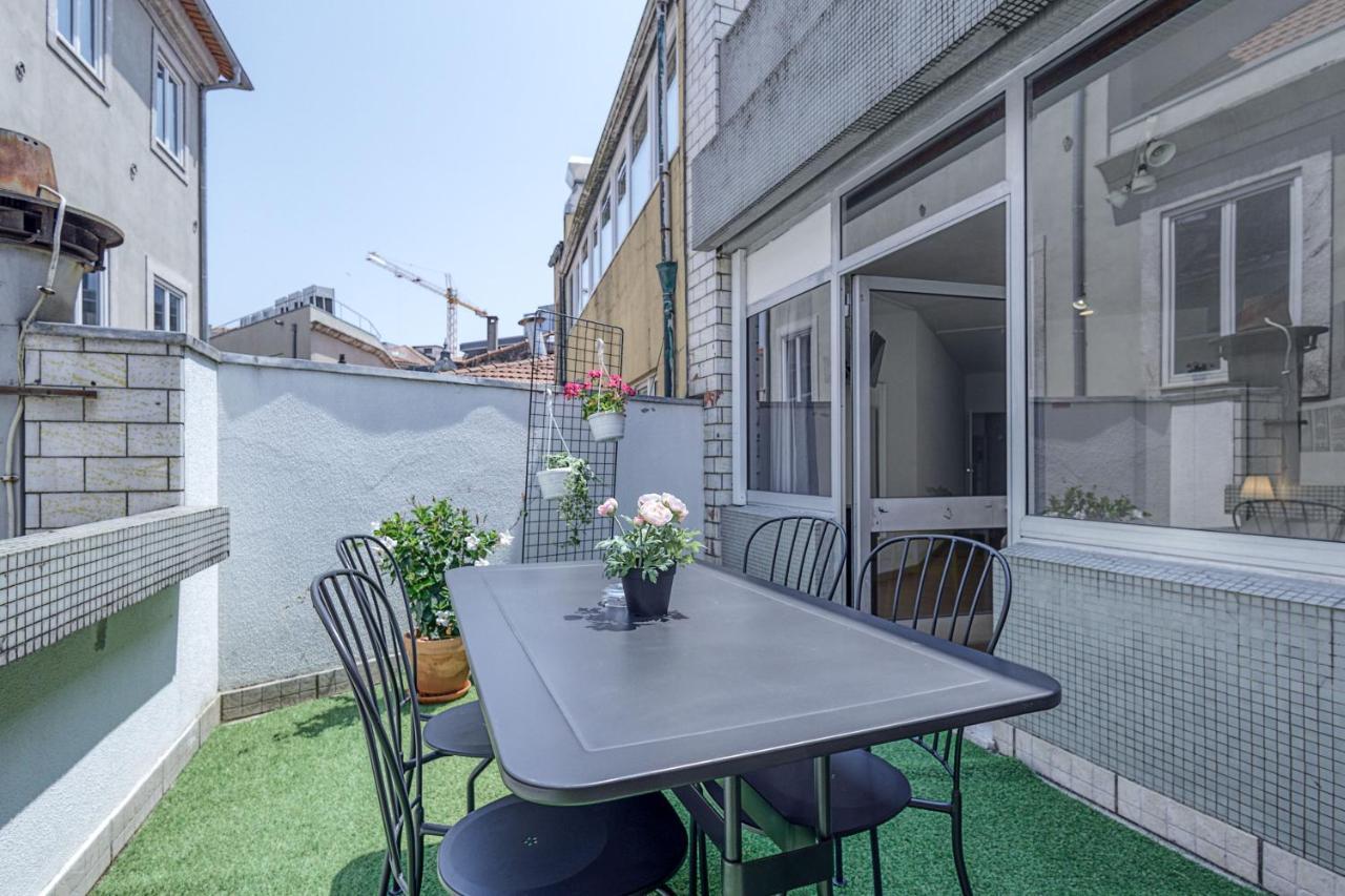 Travel & Live Aliados Apartment Porto Bagian luar foto