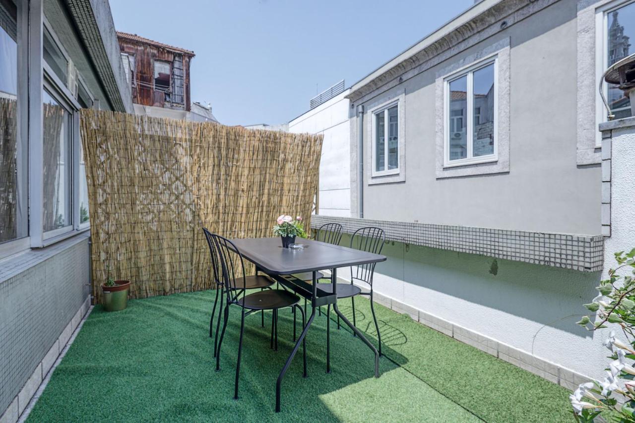 Travel & Live Aliados Apartment Porto Bagian luar foto