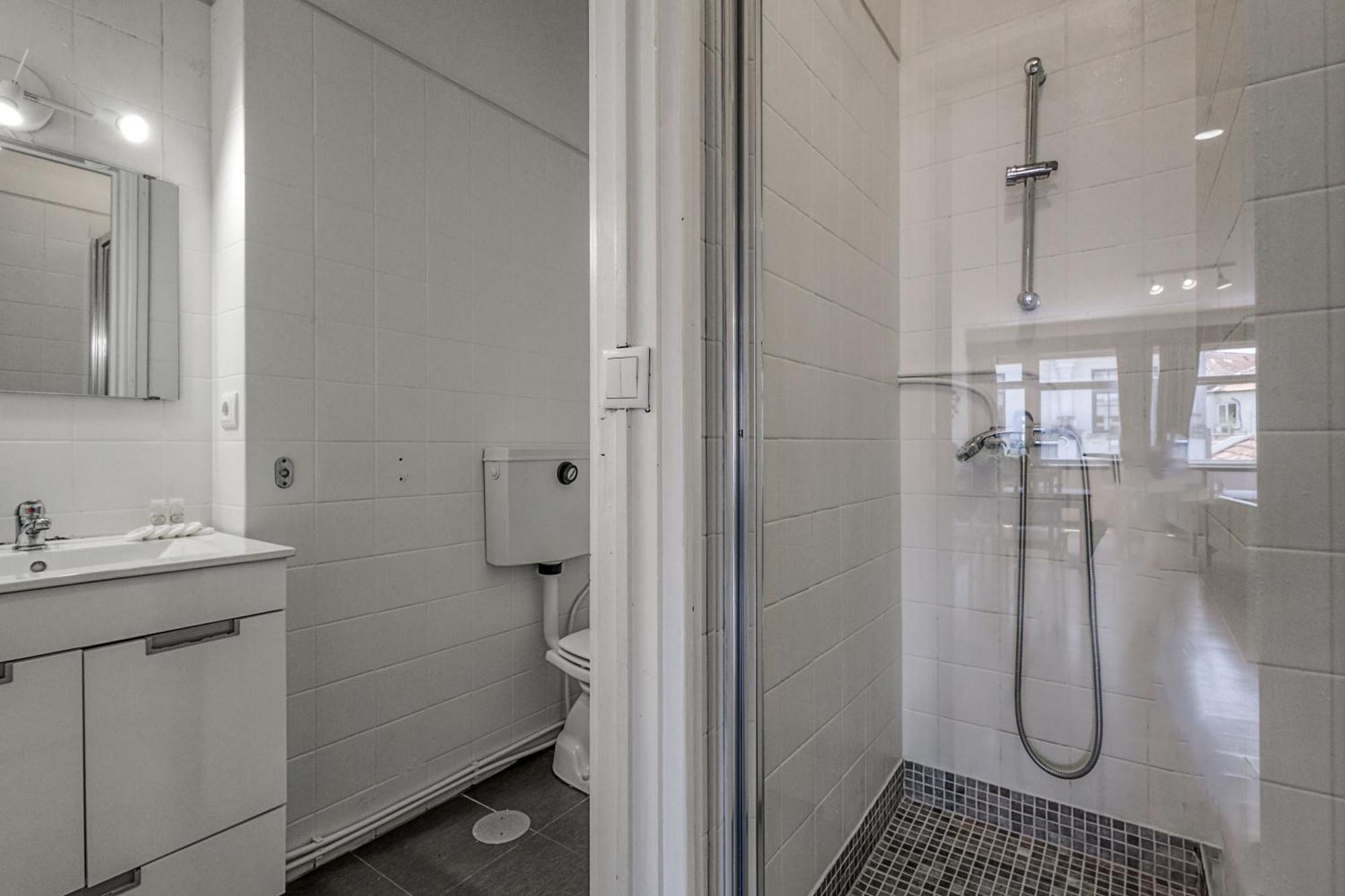Travel & Live Aliados Apartment Porto Ruang foto